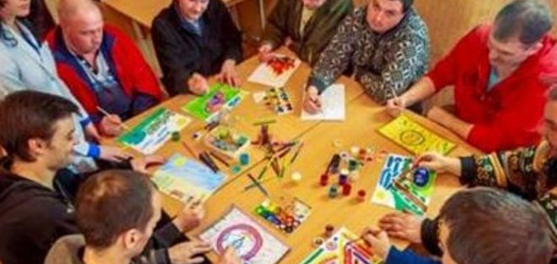 Волонтеры просят помочь бойцам АТО, которые лечатся в психбольнице Киева