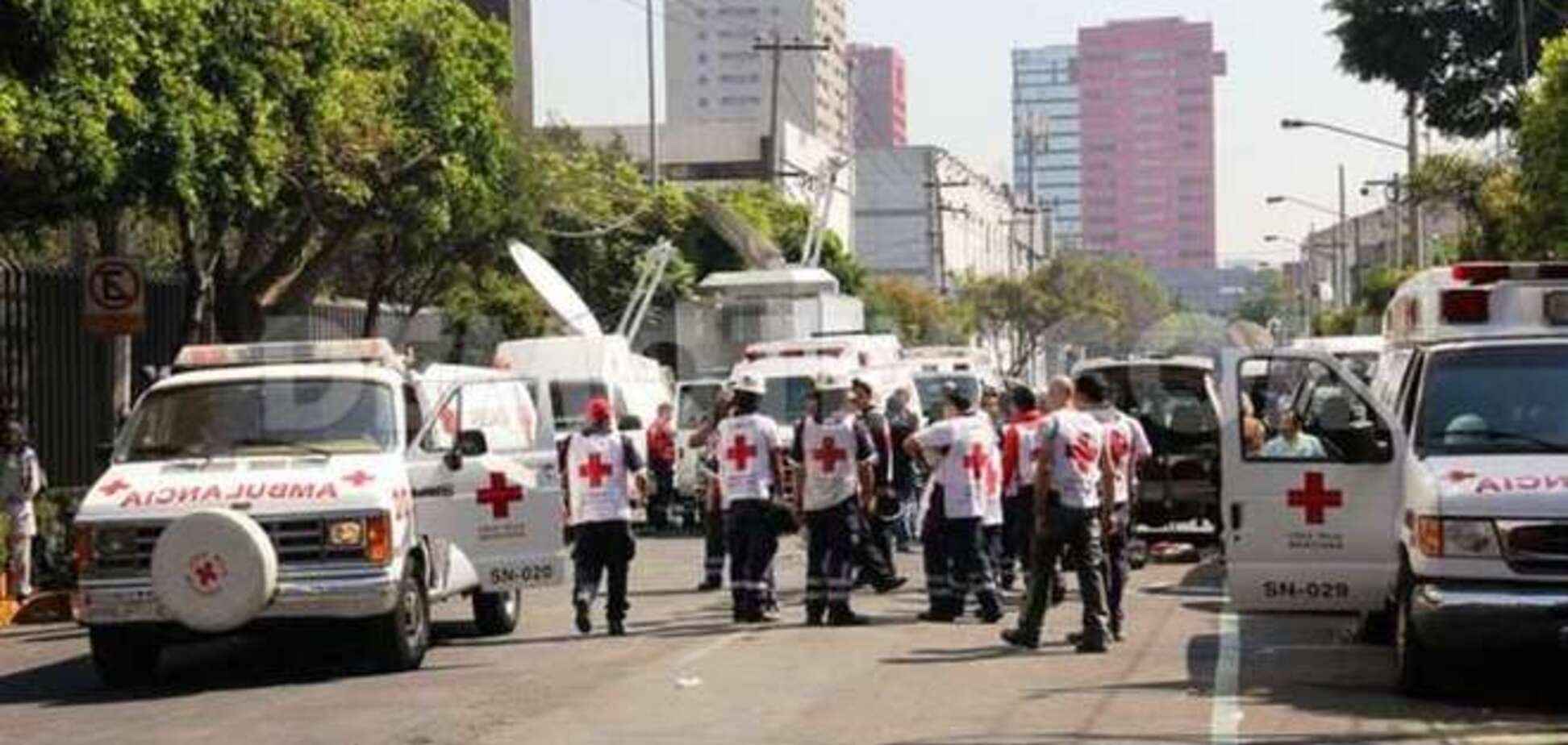 В Мехико взрыв разнес здание детской больницы: есть жертвы