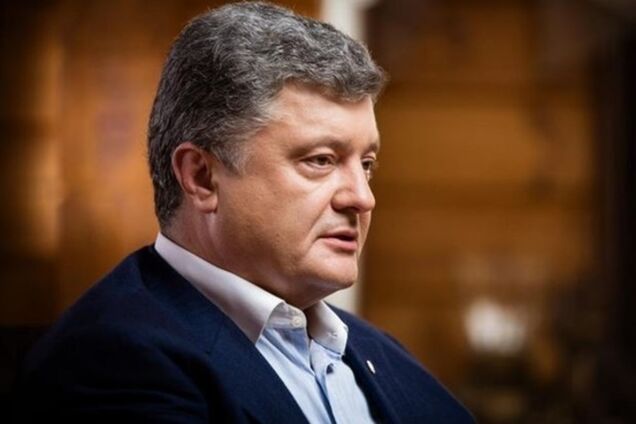 Порошенко назвал число добровольцев мобилизации-2015