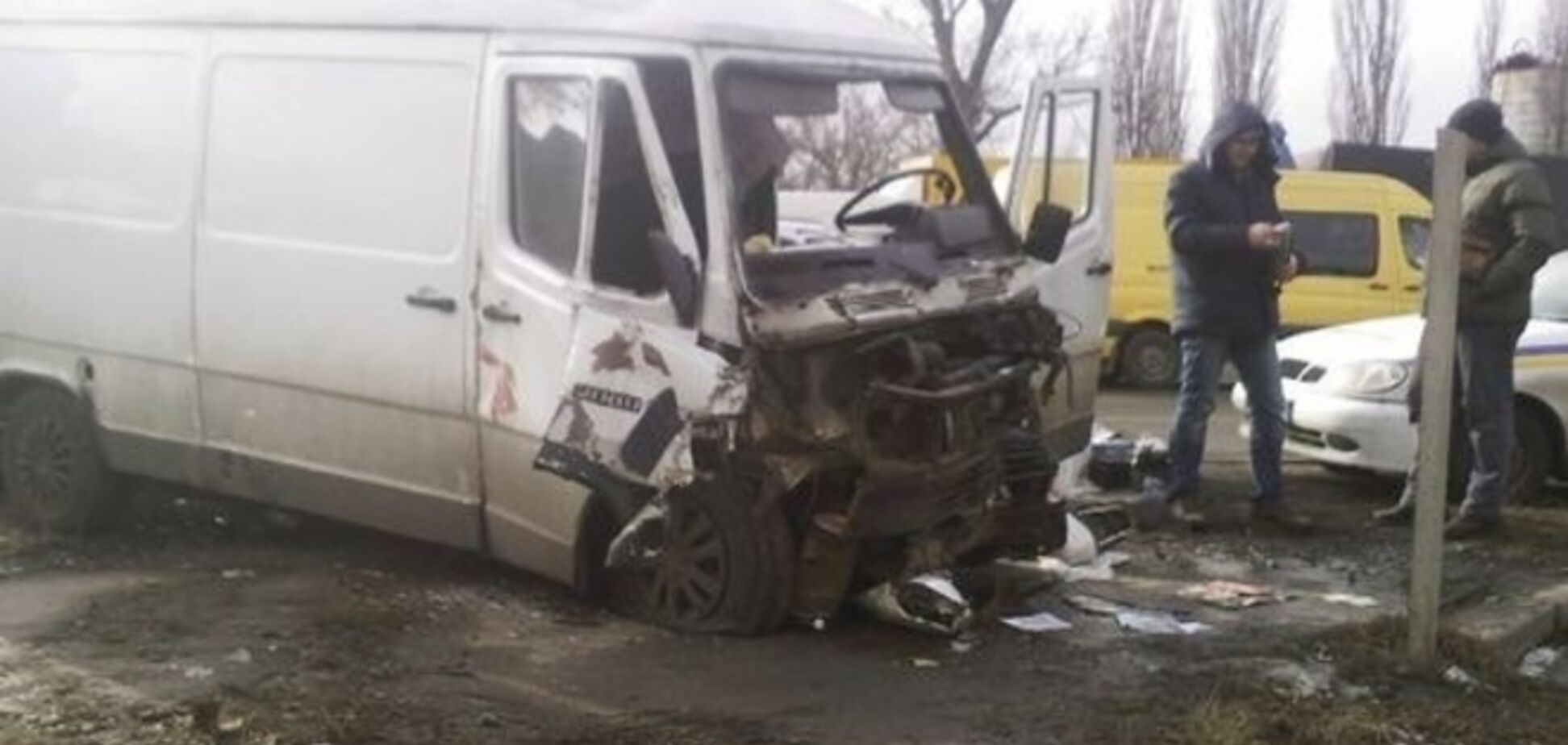 Смертельная авария в Киеве: иномарка выехала на встречку и протаранила три автомобиля