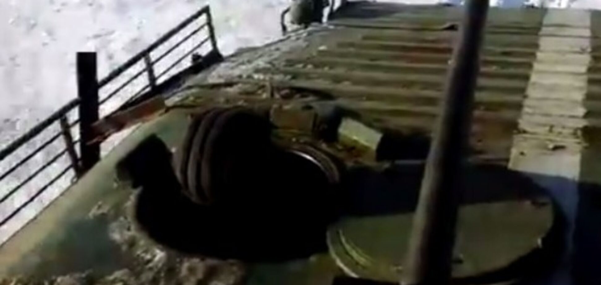 Реальні будні неоголошеної війни. 'Кіборги' показали кадри з найбільш гарячої точки фронту