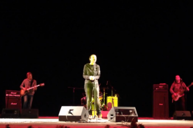 Российская рок-певица Чичерина дала концерт в оккупированном Луганске. Фотофакт