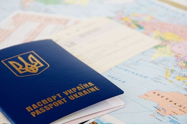 Стала известна стоимость биометрического паспорта для украинцев