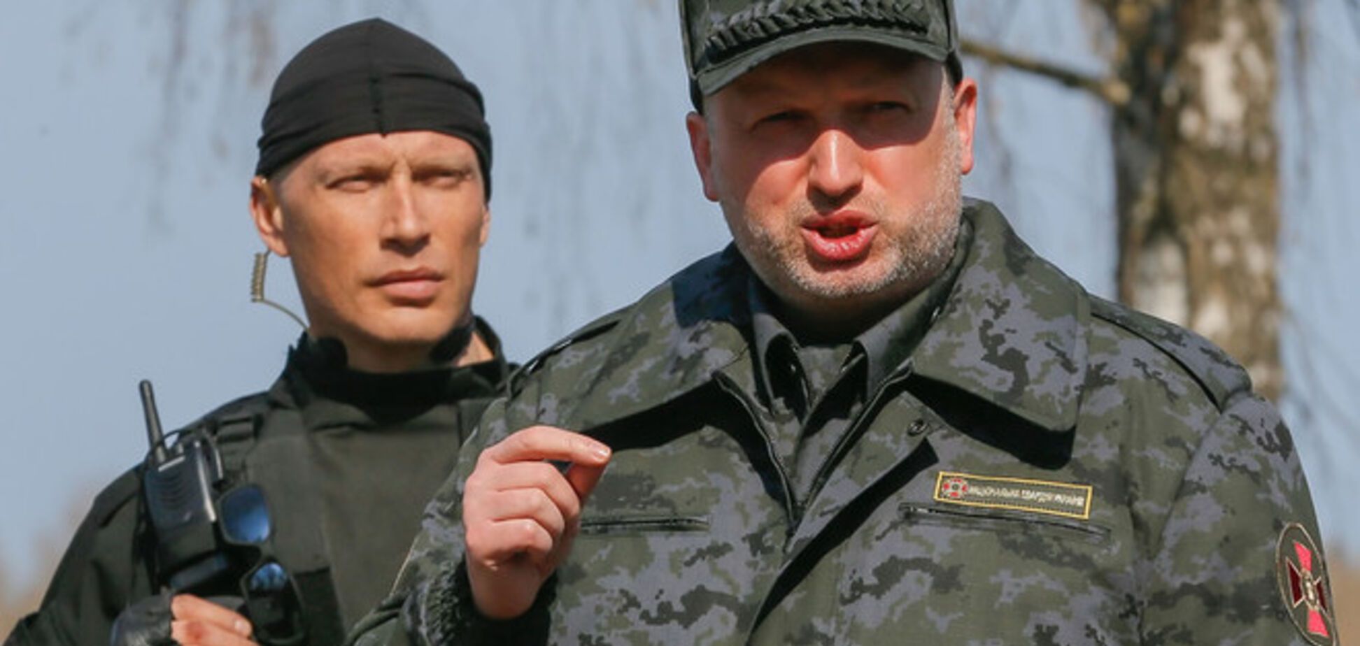 Турчинов призвал украинцев не пользоваться российскими сайтами