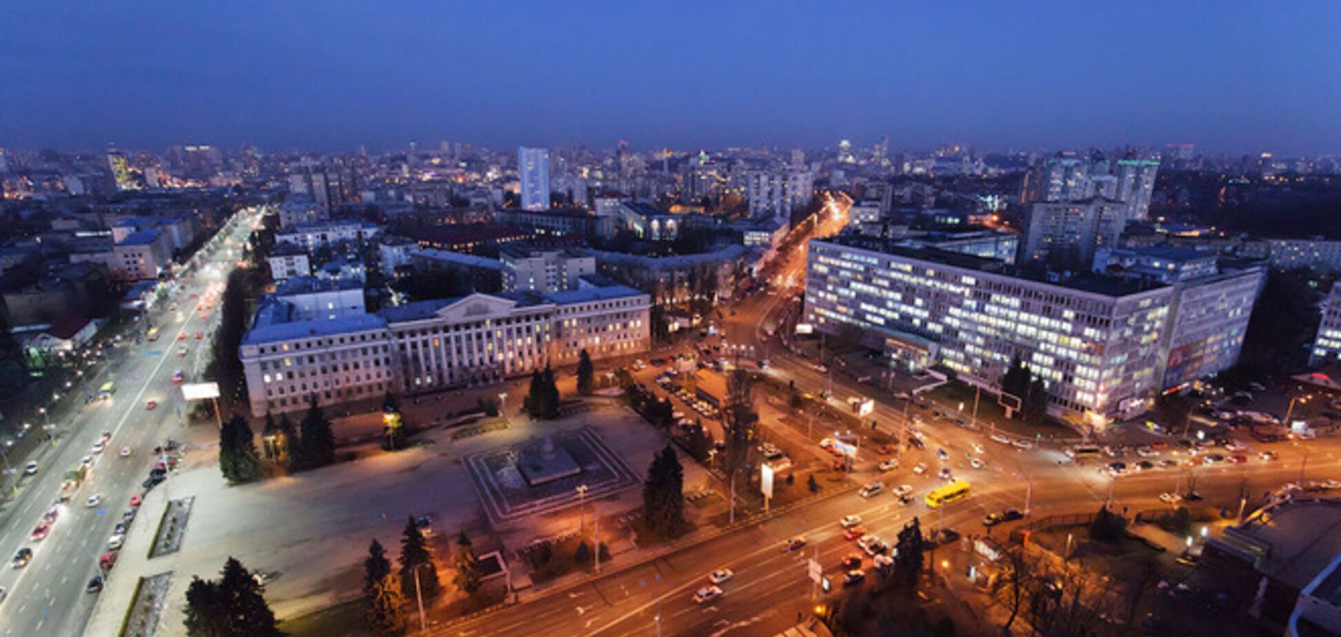 Опубликованы фото вечернего Киева с высоты птичьего полета