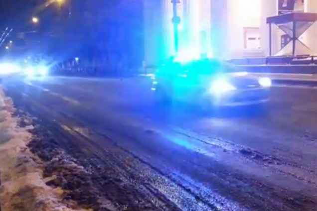 Опубликовано видео, как в Брянске одного Медведева кортеж из 16 автомобилей вез