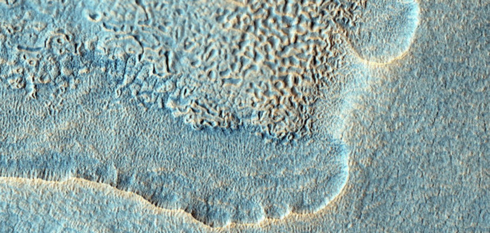 На Марсе обнаружили следы движения ледников