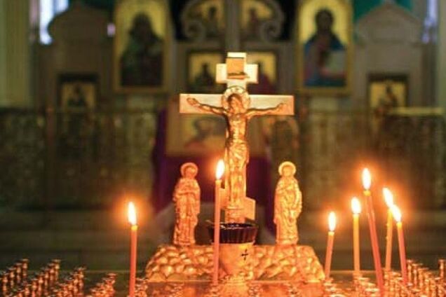 Украинцы стали чаще ходить в церковь: молятся о здоровье бойцов АТО и мире 
