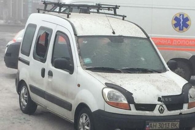 В Донецке попали под обстрел район Дома культуры и троллейбус: семеро погибших