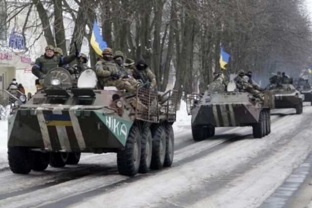 Порошенко учредил медаль 'Защитнику Отечества'