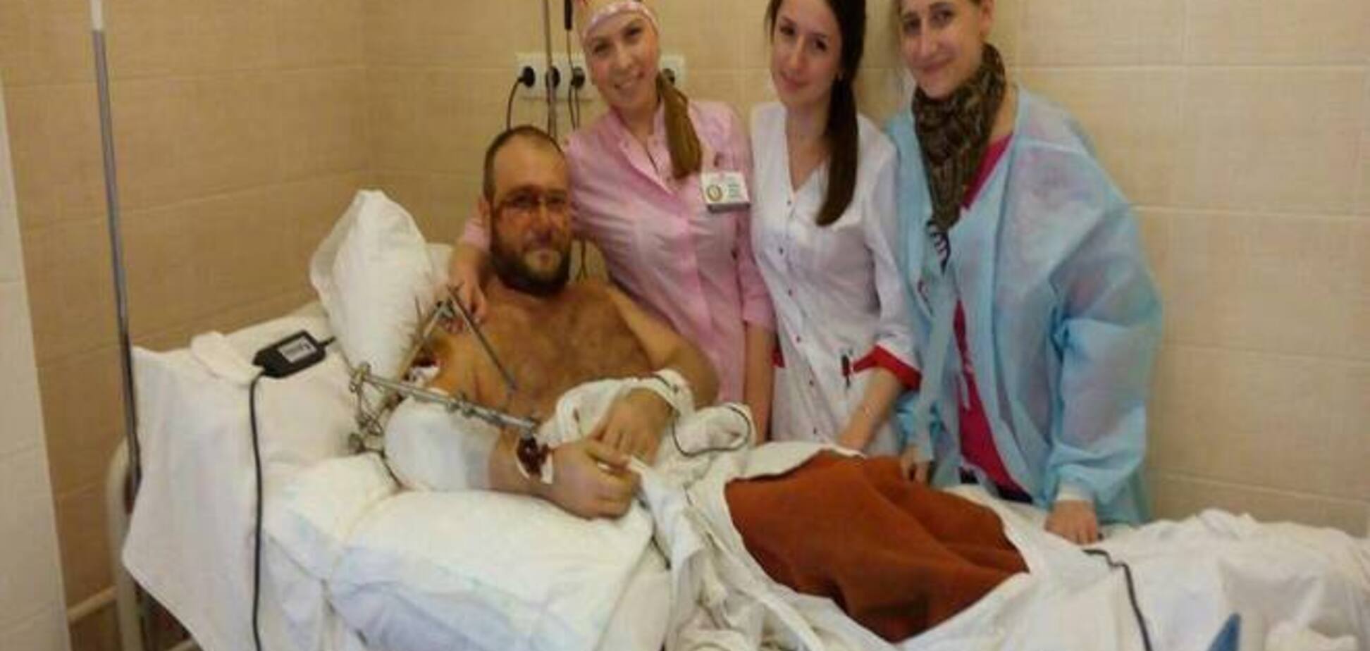 Раненому Ярошу угрожала ампутация руки - соцсети