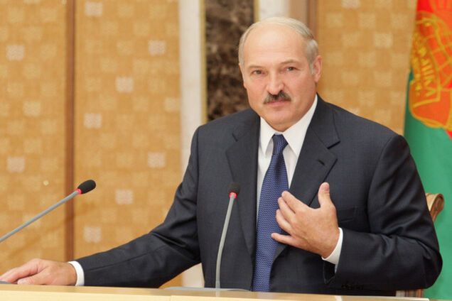 Лукашенко жестко наказал украинских болельщиков ради Путина