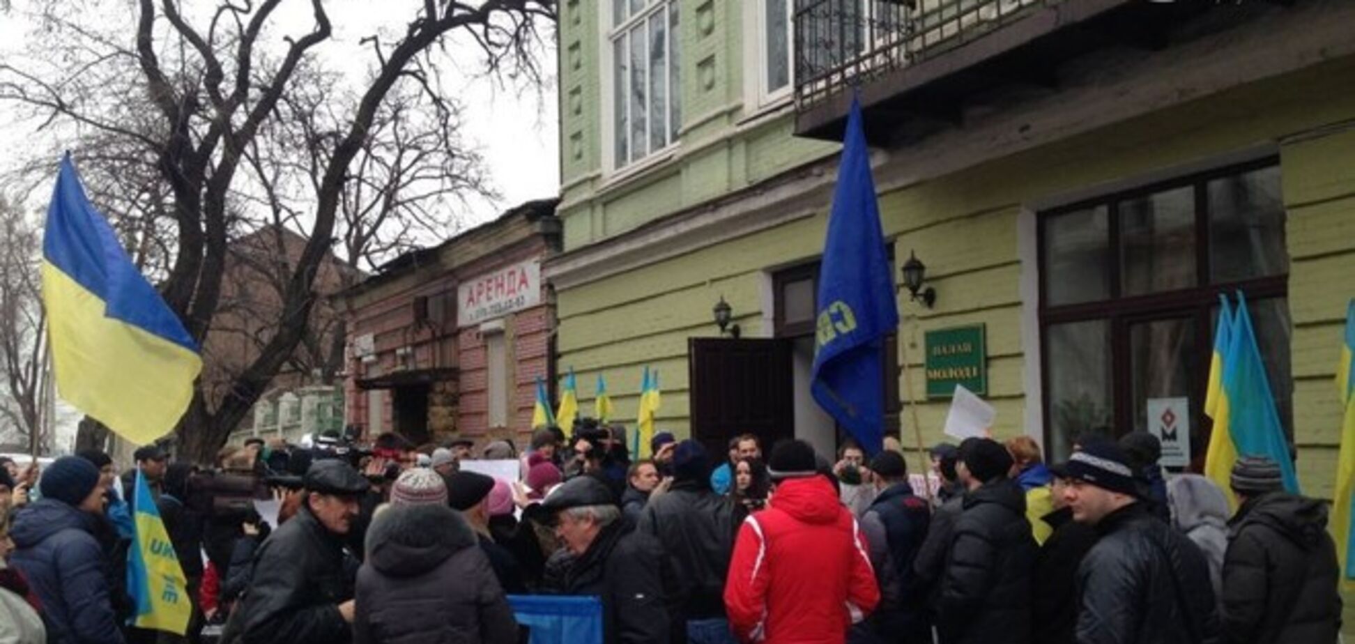 Мариупольские депутаты таки решили поддержать Раду и признать Россию агрессором