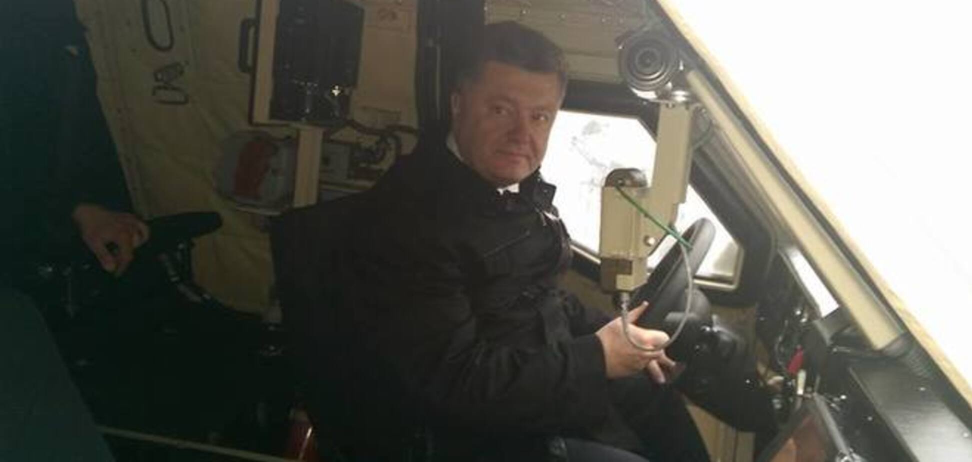 Порошенко опробовал на ходу боевой 'Дозор'