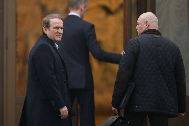 На минскую встречу по Донбассу внезапно прибыл Медведчук: опубликованы фото