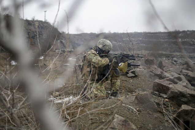 Силы АТО ликвидировали пять террористов и танк под Мариуполем