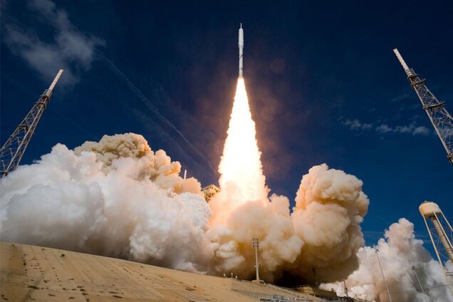 США запустили в космос спутник стоимостью почти $1 млрд