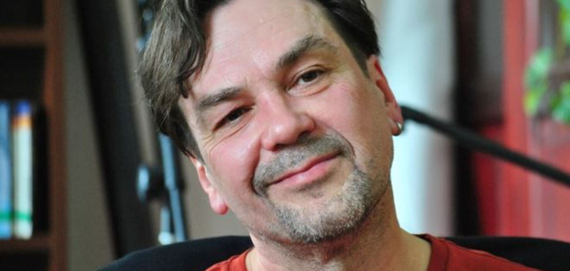 'Прислужився Путіну': український письменник викрив відомого режисера