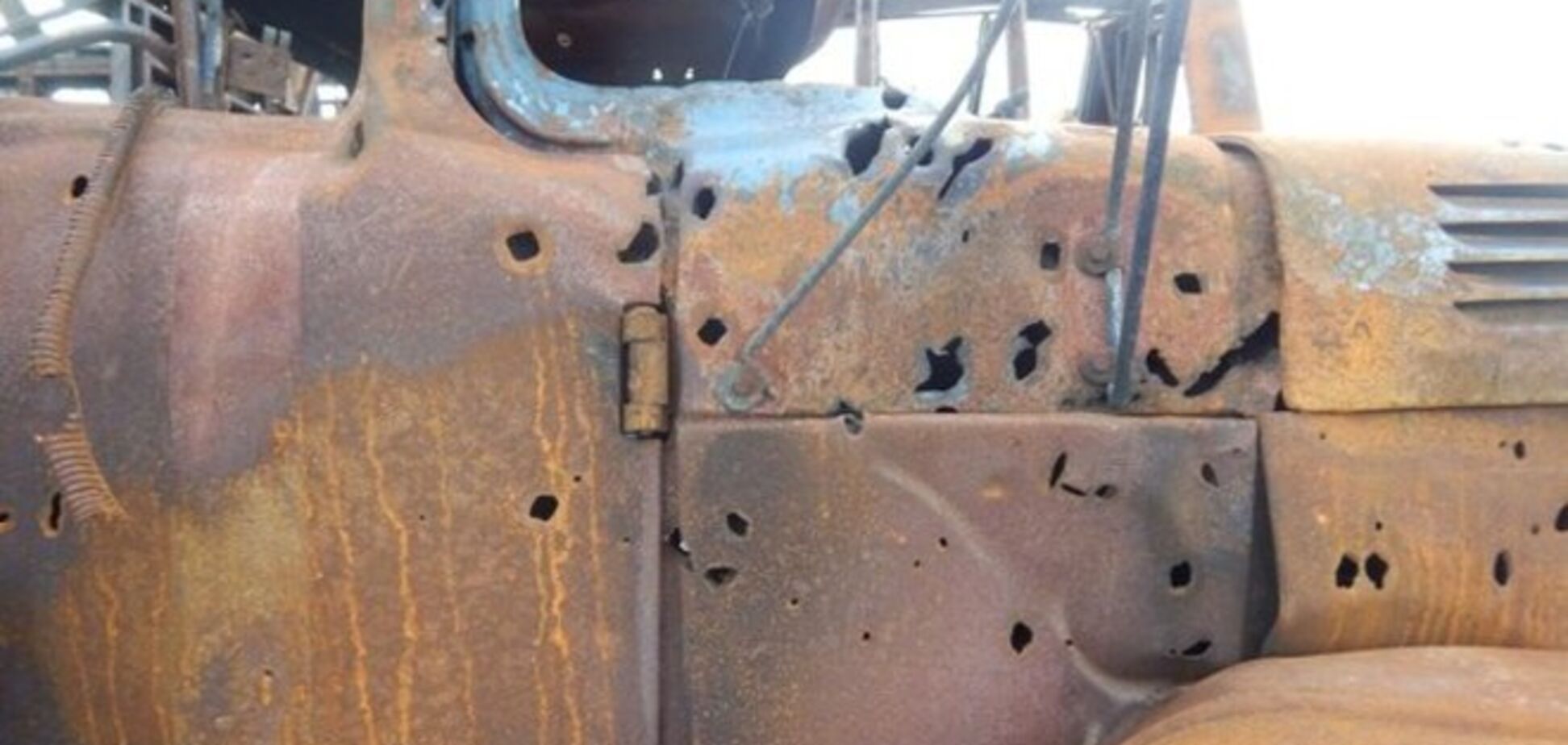 Полк 'Азов' показал последствия ожесточенных боев возле Гранитного