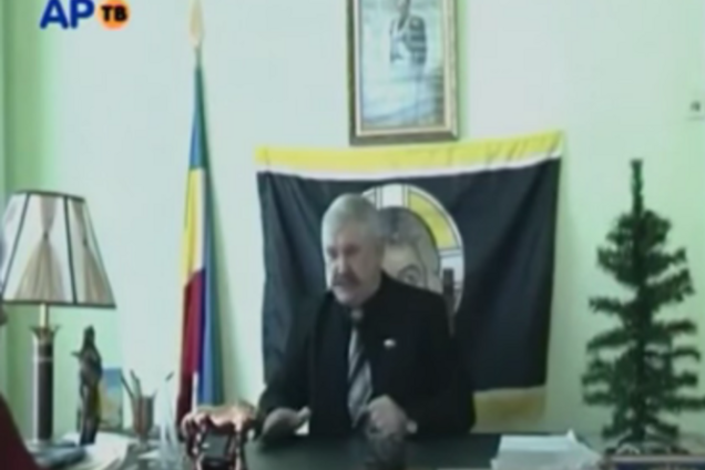Козицын отказался от 'Донской республики' и провозгласил Путина императором