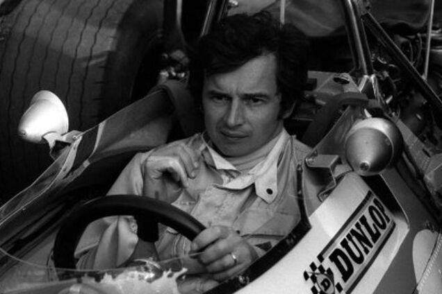 Скончался известный гонщик Формулы-1