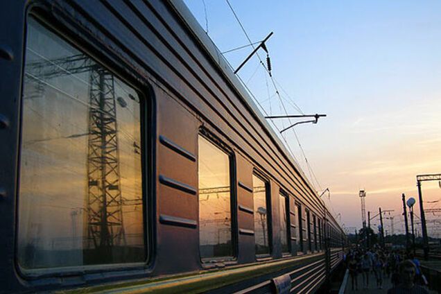 Проводница, которая выбросила вещи бойцов АТО из поезда, уволена