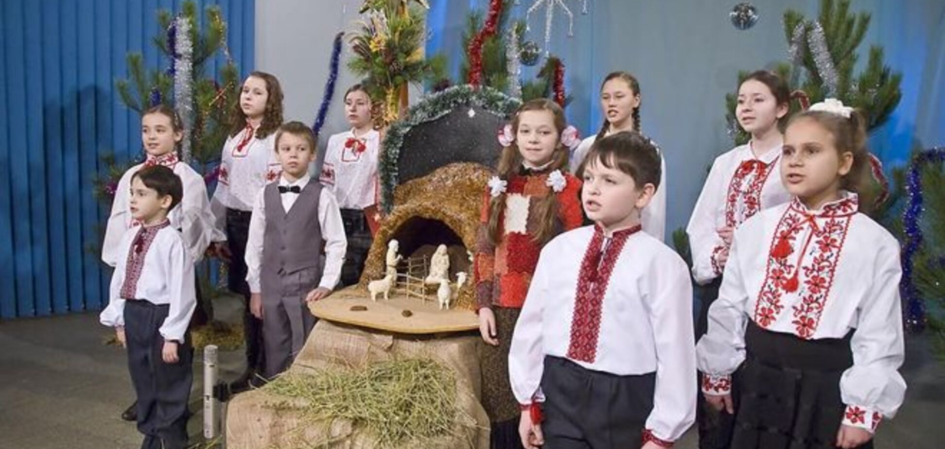 Лучшие Рождественские колядки на русском и украинском языках