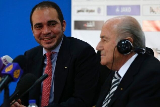 Принц Иордании бросил вызов президенту ФИФА Блаттеру