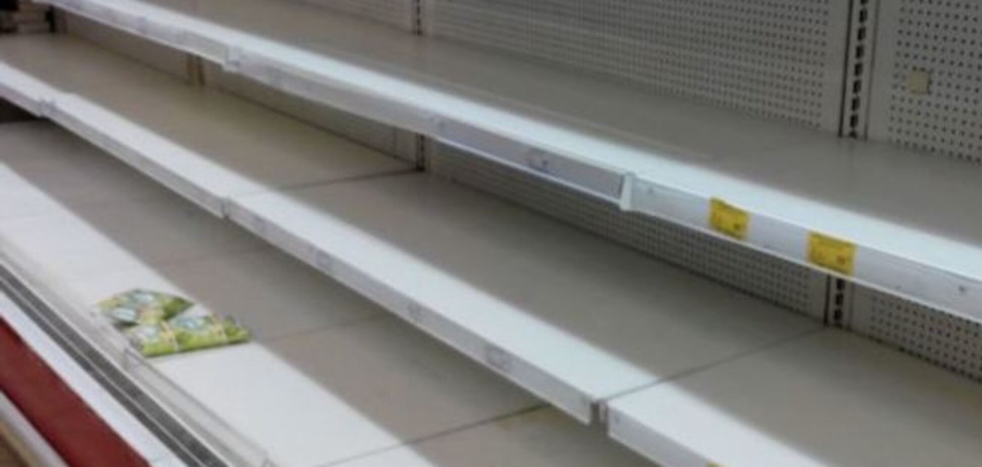 В супермаркетах Крыма снова начался дефицит молока и алкоголя