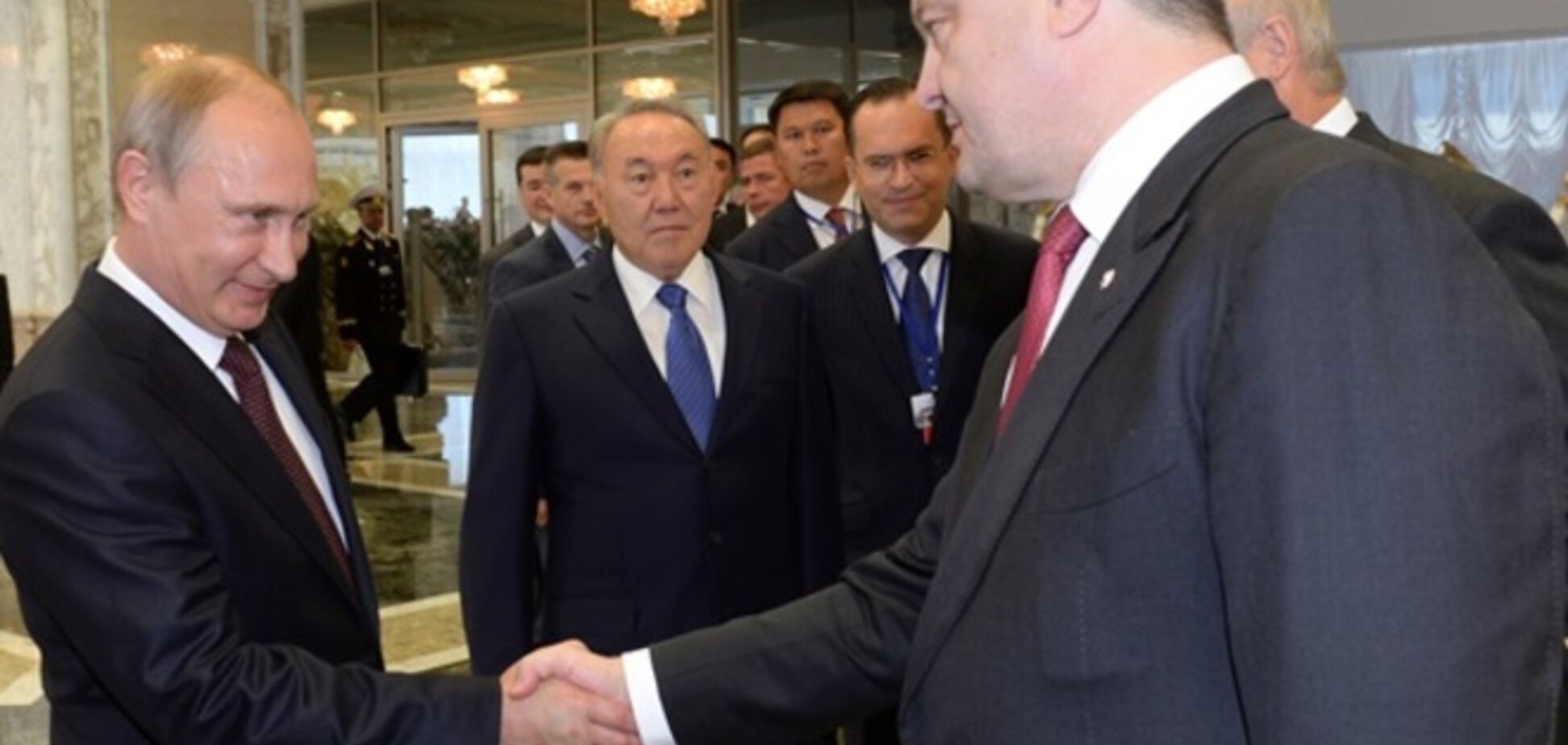 Эксперт объяснил, почему Путину надо спешить мириться с Украиной