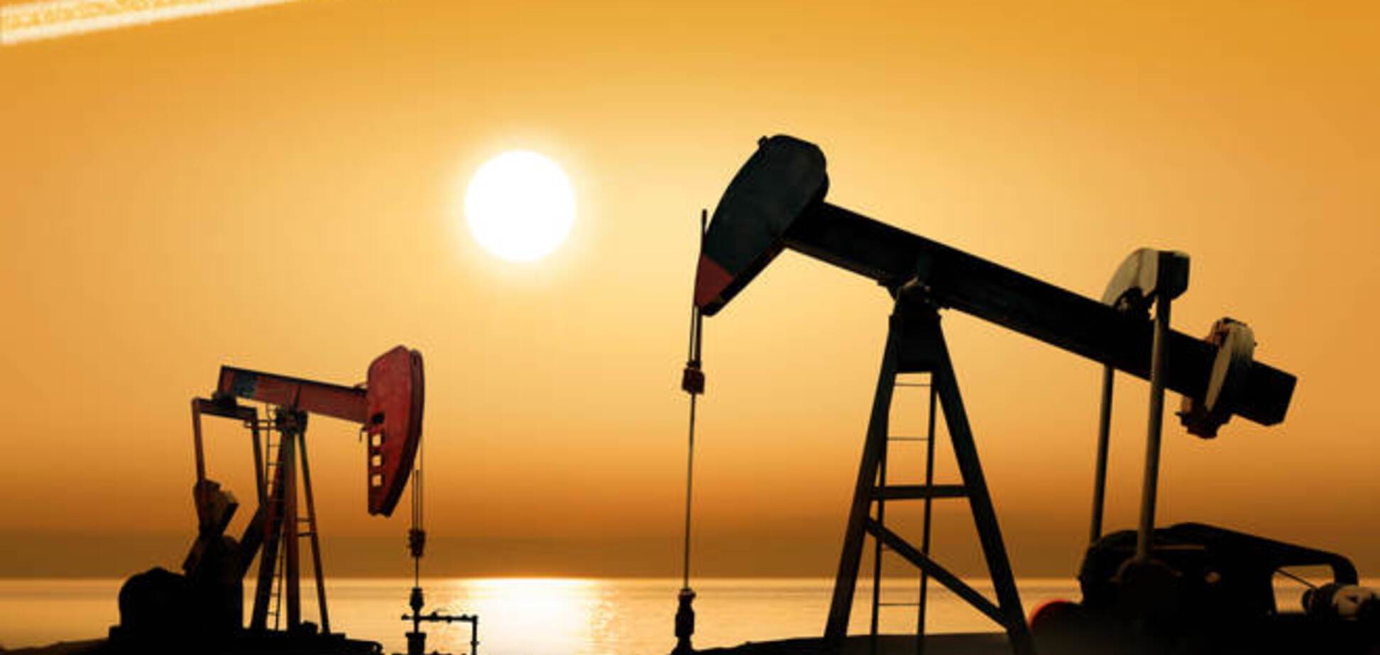 Названы пять факторов, которые решат судьбу цен на нефть в 2015 году
