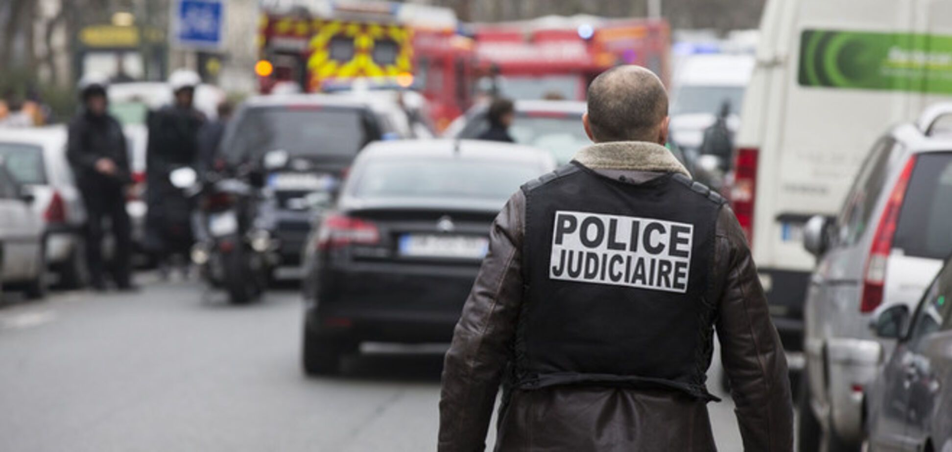 Кто стоит за терактом в Париже