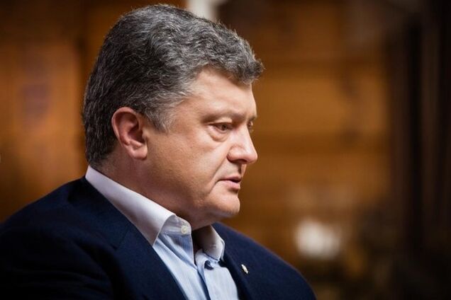 Порошенко осудил нападение на журналистов в Париже