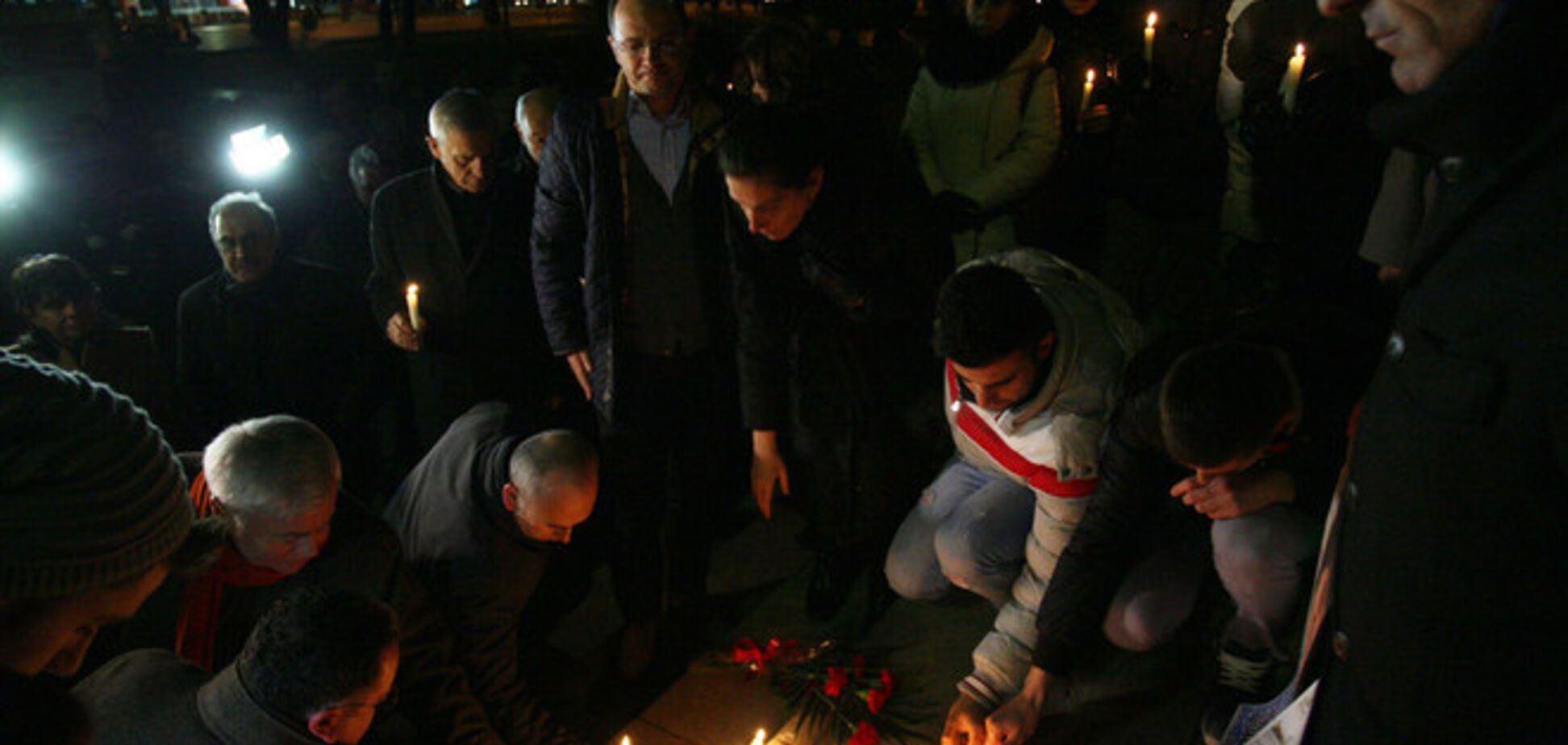 Почему произошел теракт в Париже: реакция западных СМИ