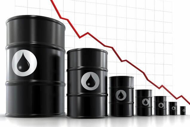 Цена на нефть Brent впервые за пять с лишним лет упала ниже $50 за баррель