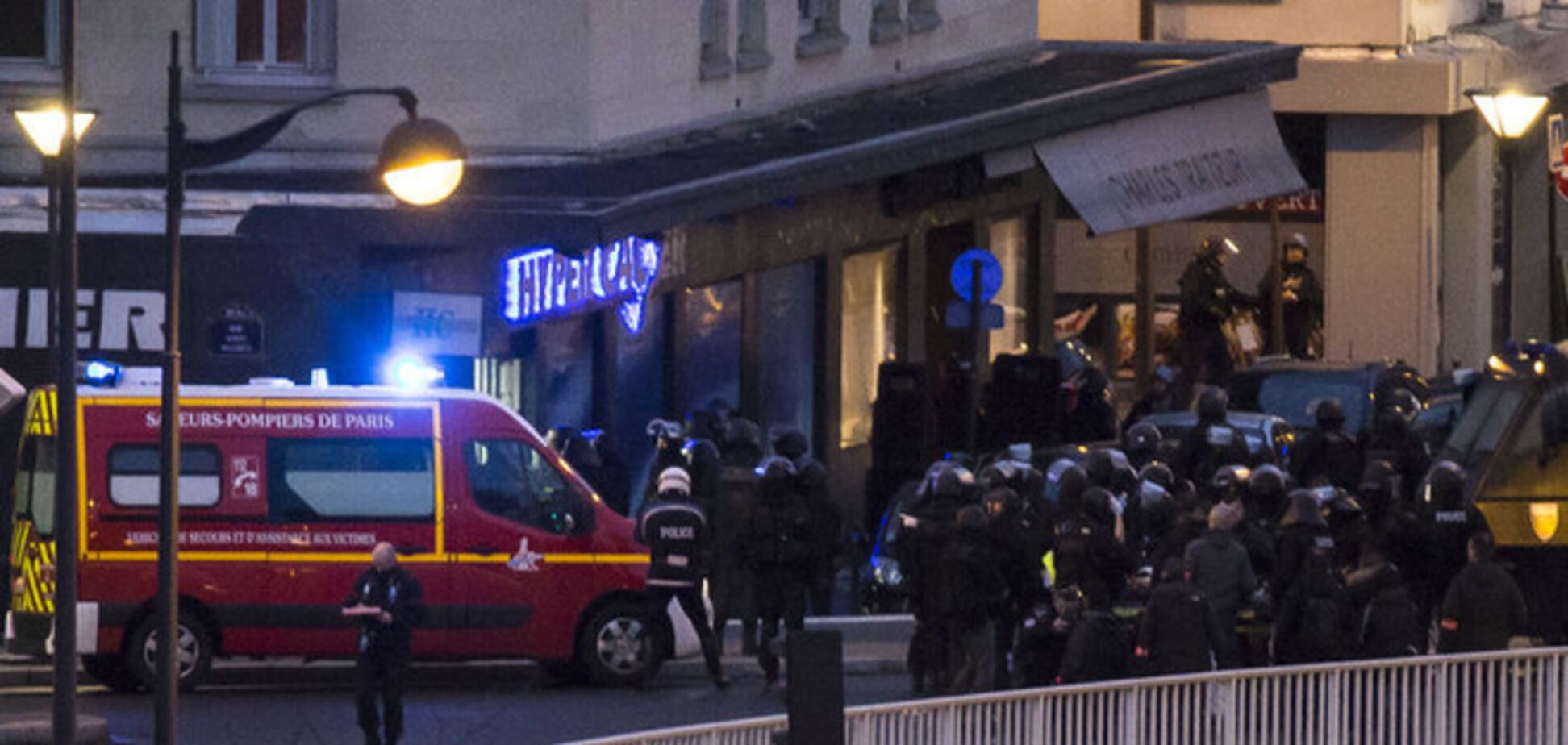 Ликвидированный в парижском магазине террорист был боевиком 'Исламского государства'
