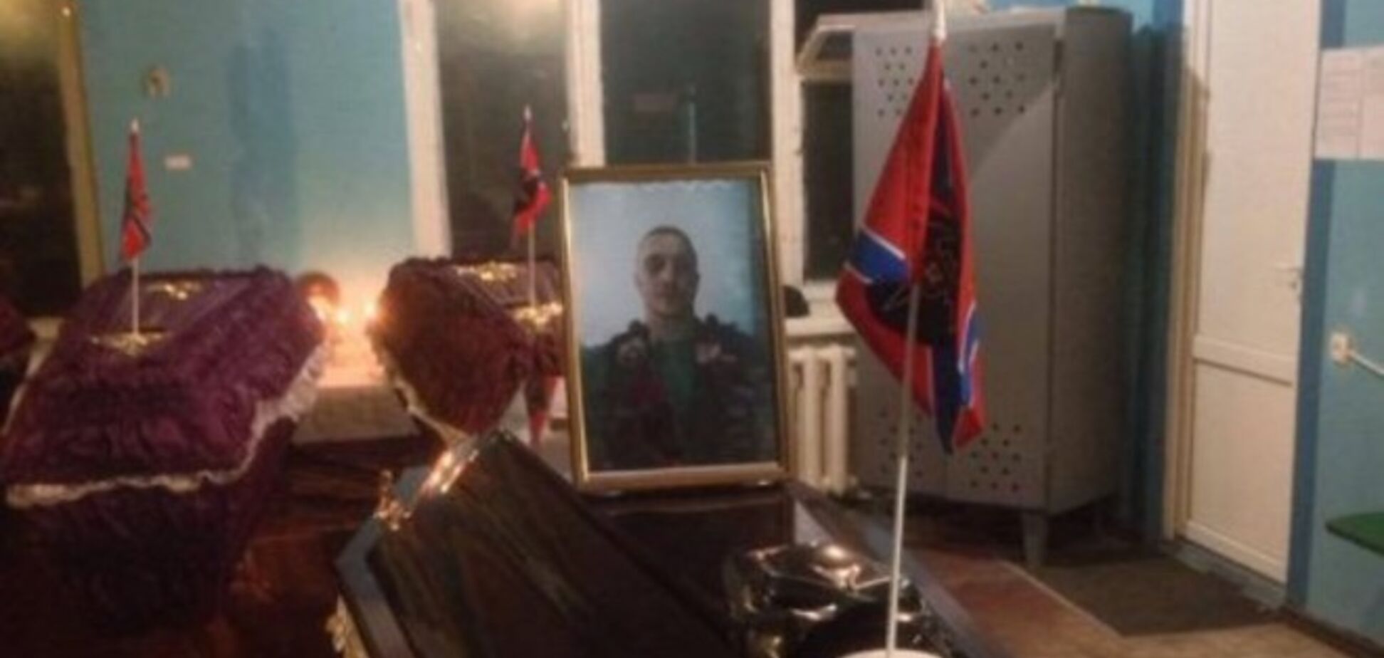 В сети появилось видео и фото похорон главаря луганских боевиков 'Бэтмена'