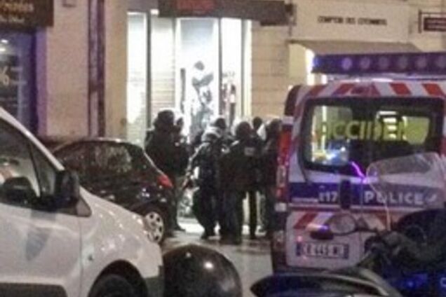 Полиция ведет переговоры с захватчиком заложников в Монпелье