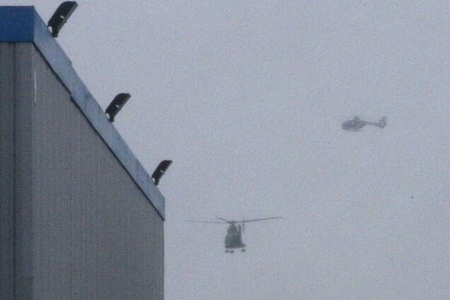 Напавших на Charlie Hebdo ищут 88 тысяч сотрудников полиции, служб безопасности, спецтехника и вертолеты