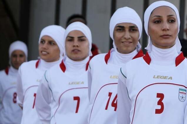 Кошмар болельщика: восемь игроков женской сборной Ирана оказались мужчинами