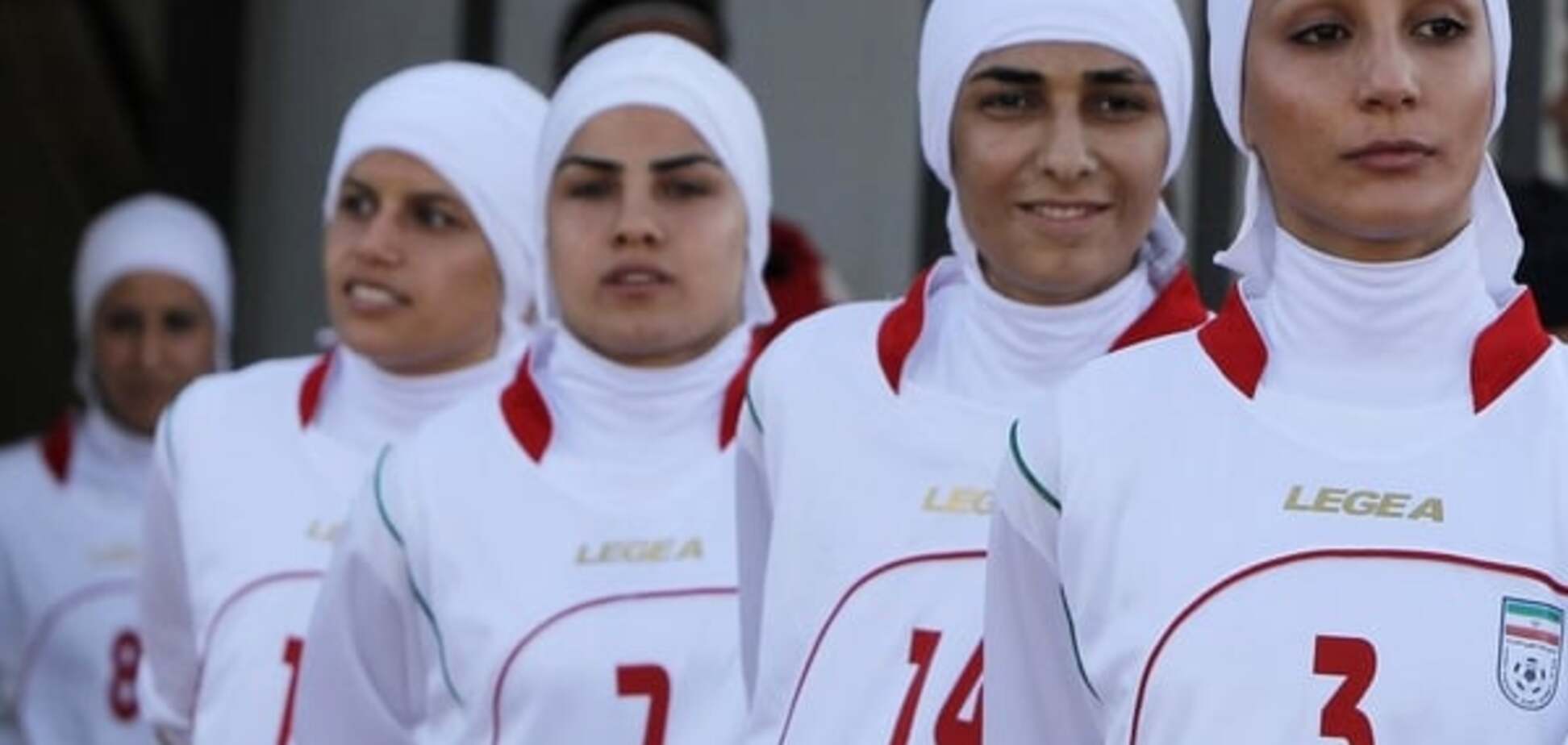 Кошмар вболівальника: вісім гравців жіночої збірної Ірану виявилися чоловіками