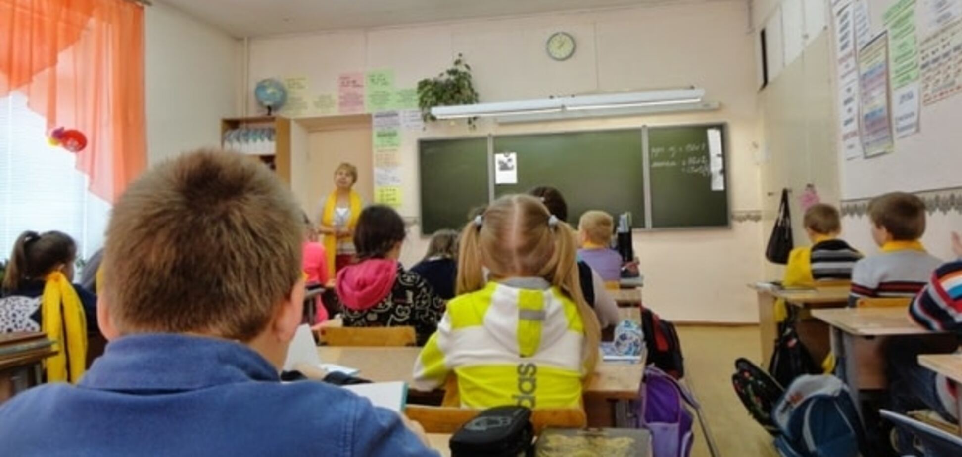 Киевским школьникам могут продлить каникулы из-за экономии тепла