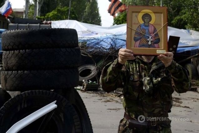 В 'ЛНР' за школами закрепят священников и введут 'уроки духовности'
