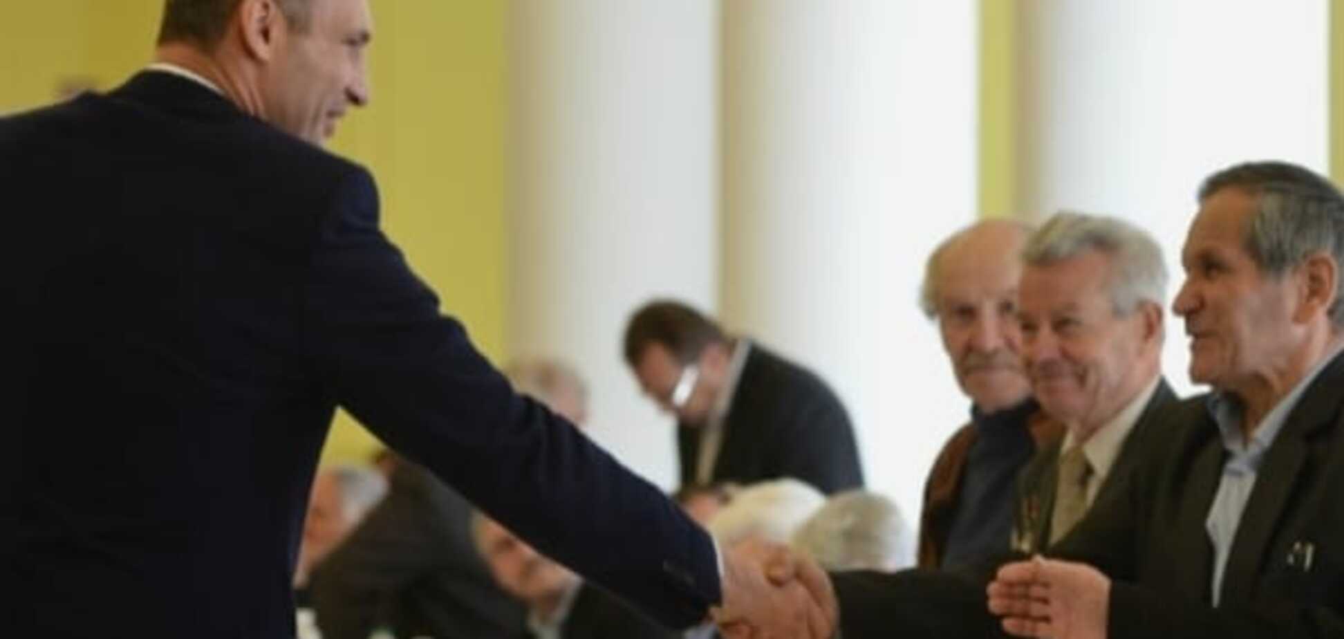 У Кличко снова выделили материальную помощь пенсионерам и ветеранам Киева