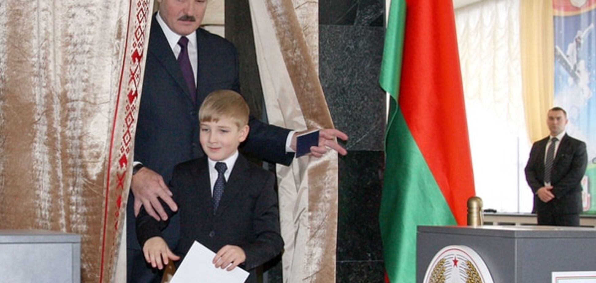 Вибори в Білорусі: дострокове голосування і 'новий' Лукашенко