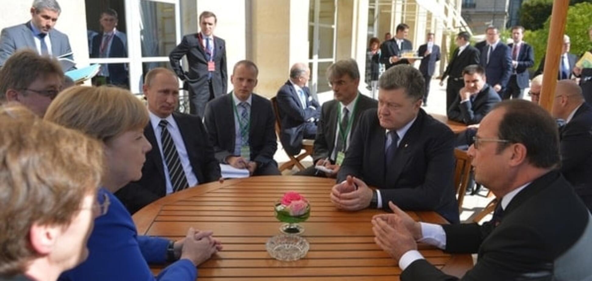 Журналіст назвав п'ять головних підсумків паризького саміту по Донбасу