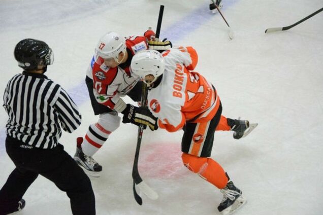 Погроми від фаворита: результати 3-го туру чемпіонату України з хокею