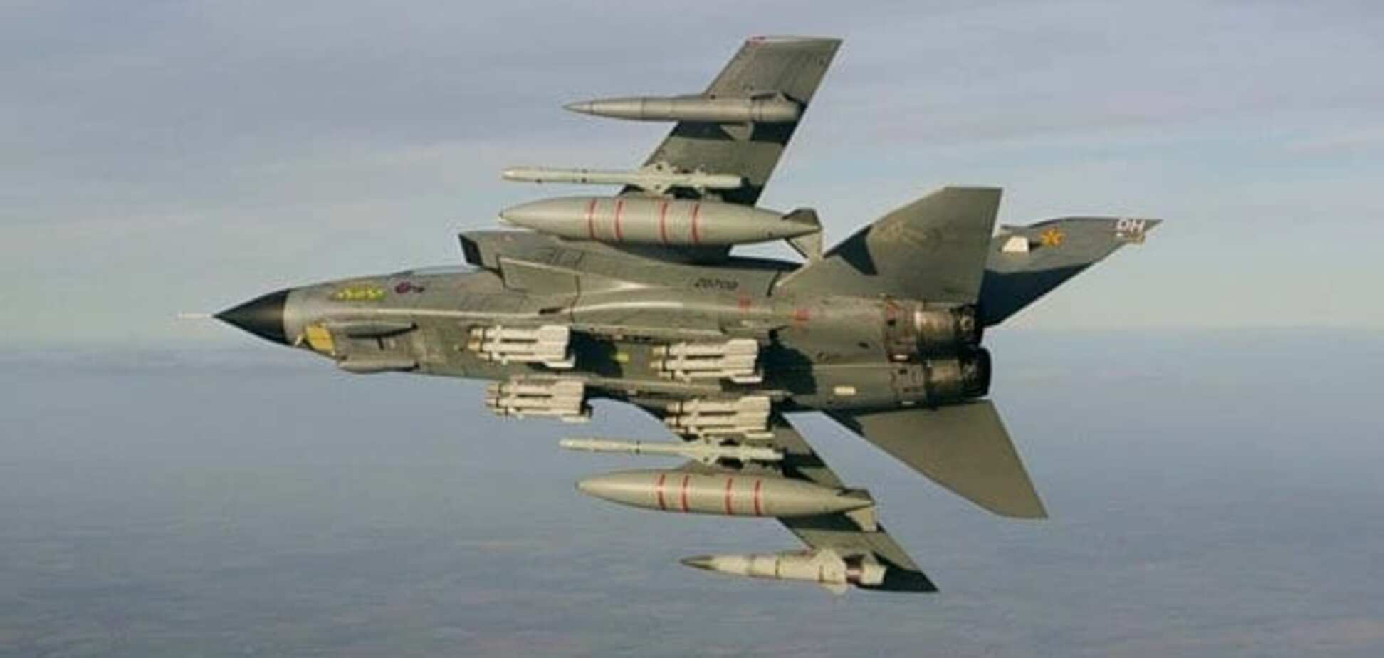 СМИ: британским пилотам разрешили атаковать самолеты РФ в Ираке