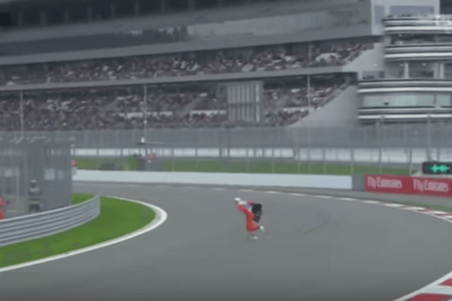 'Суворий челябінський хлопець' налякав Феттеля під час гонки Формули-1