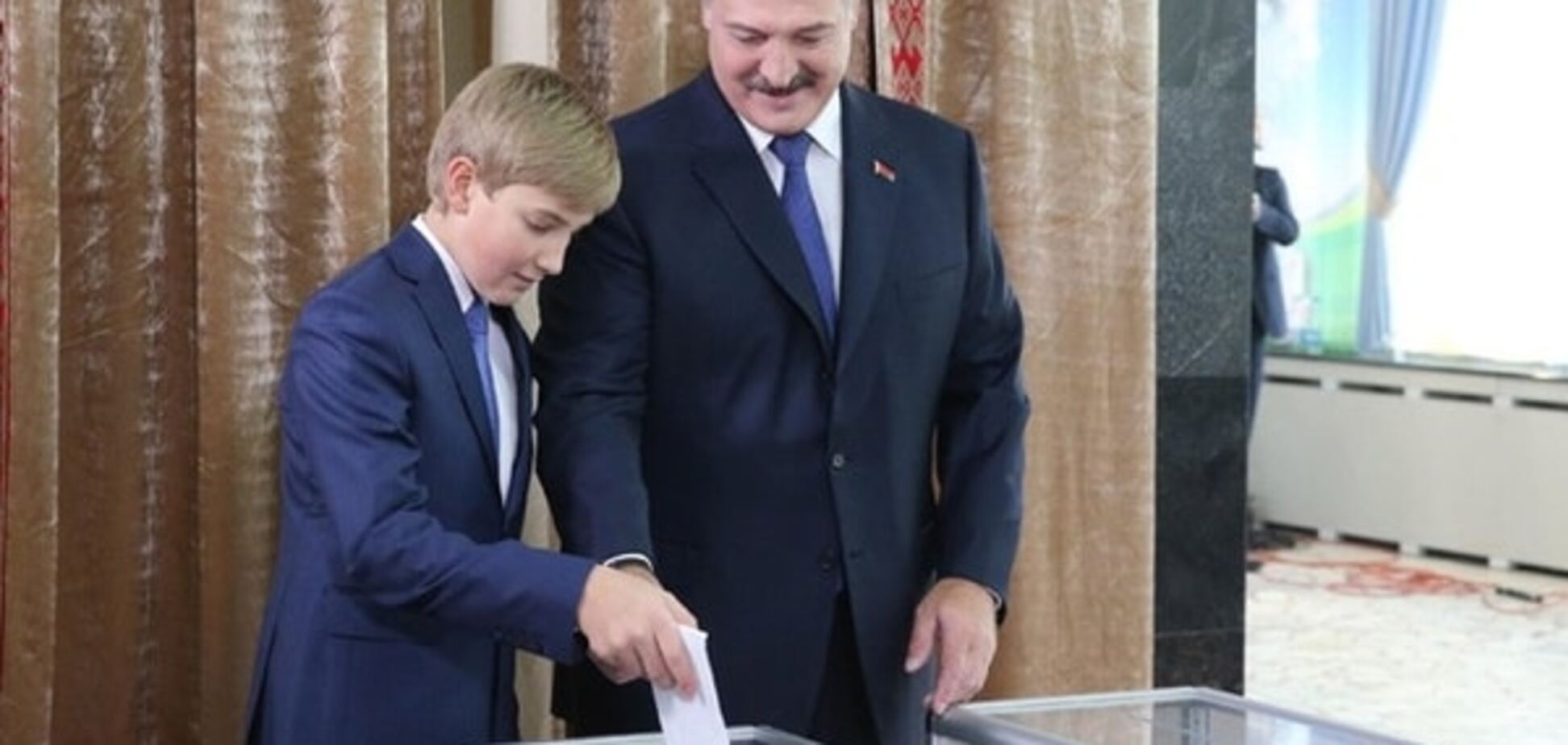 Вибори Лукашенка в Білорусі: проголосувала майже половина громадян. Фото з дільниць
